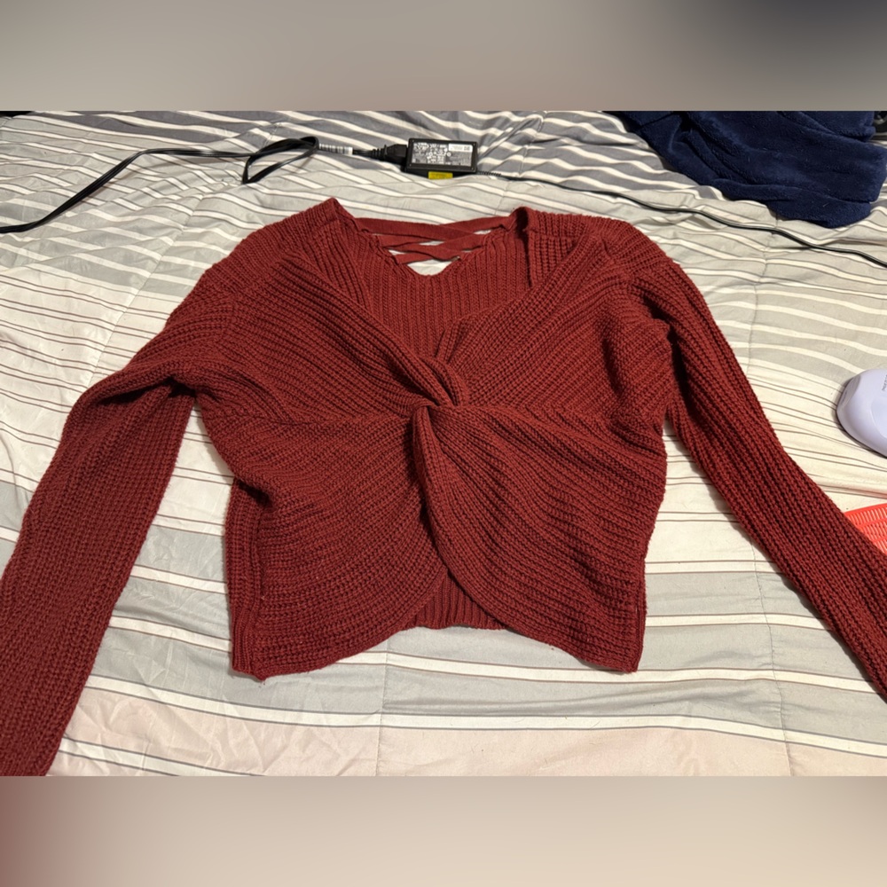 Chic Maroon Knit Sweater